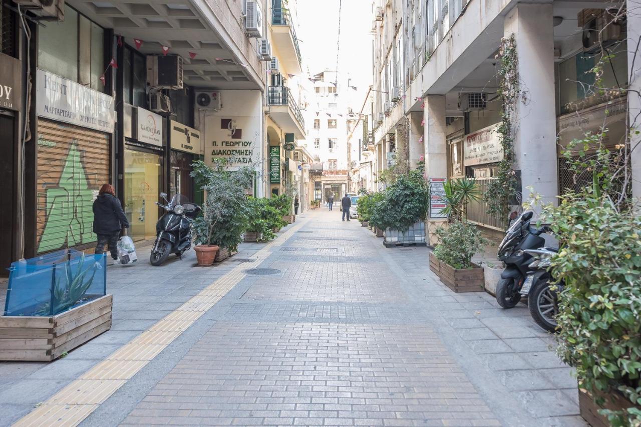 Iguana Gold Luxury Suites 1Min From Ermou Str Atenas Exterior foto